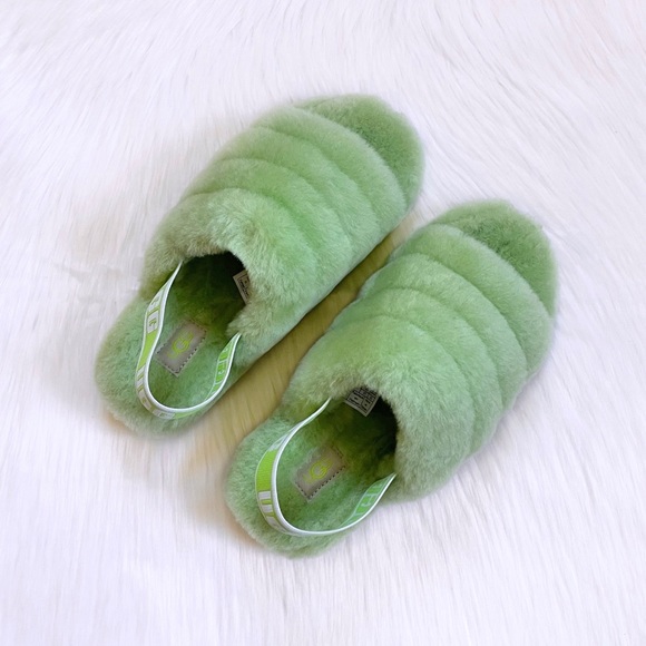 UGG Fluff Yeah Slide Sheepskin Slipper Sandals - Picture 3 of 7